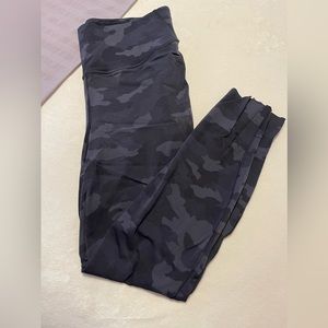 Lululemon Base Pace camo